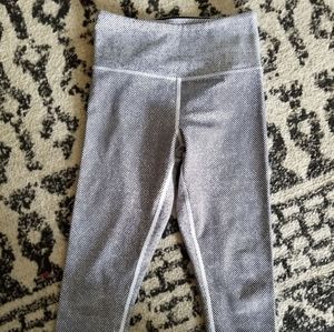 Zyia capri  size 2  xsmall